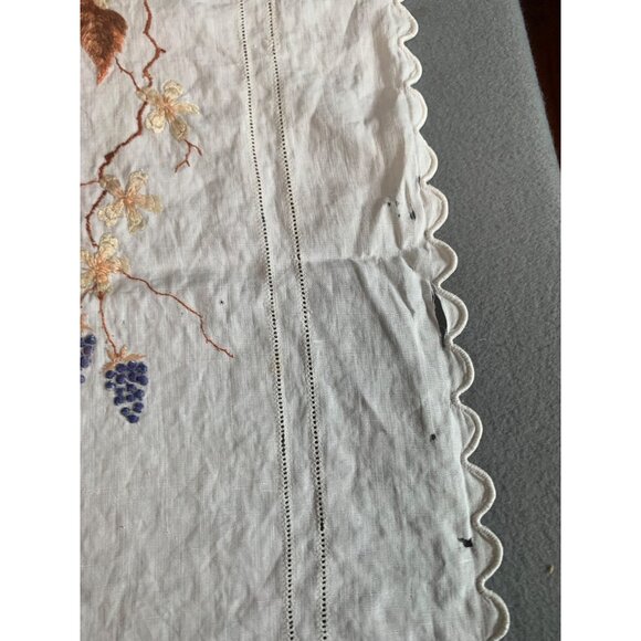 Vintage Embroidered Floral Linen Tablecloth Scalloped Edge 23"x23" - Picture 6 of 11
